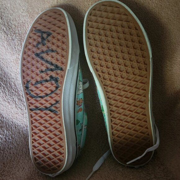 Very Collectible - Vans Toy Story Disney Old Skool shoes. Men's Sz 8 Womens 9.5 - Picture 3 of 8